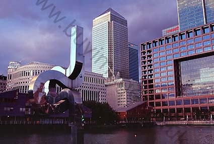 4727_canary wharf london docklands offices flats docks licensed royalty free 