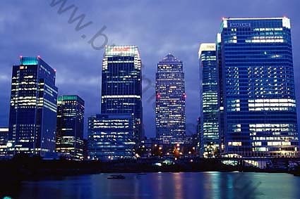 4731_canary wharf london docklands offices flats docks licensed royalty free 