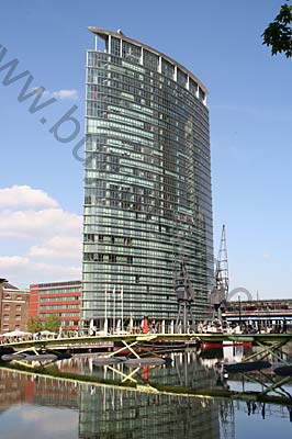 639_canary wharf london docklands offices flats docks licensed royalty free 