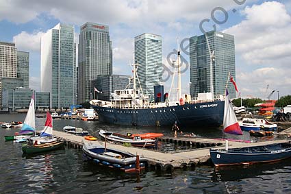 675_canary wharf london docklands offices flats docks licensed royalty free 