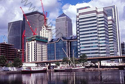 4391_canary wharf london docklands offices flats docks licensed royalty free 