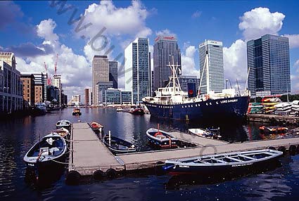 4399_canary wharf london docklands offices flats docks licensed royalty free 