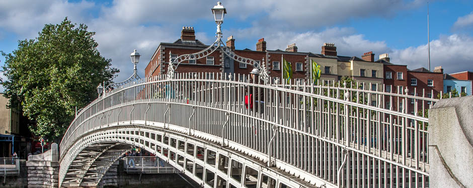 half penny footbridge river liffey